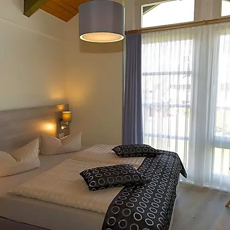 מלון Fischerhaus Plau Am 3*